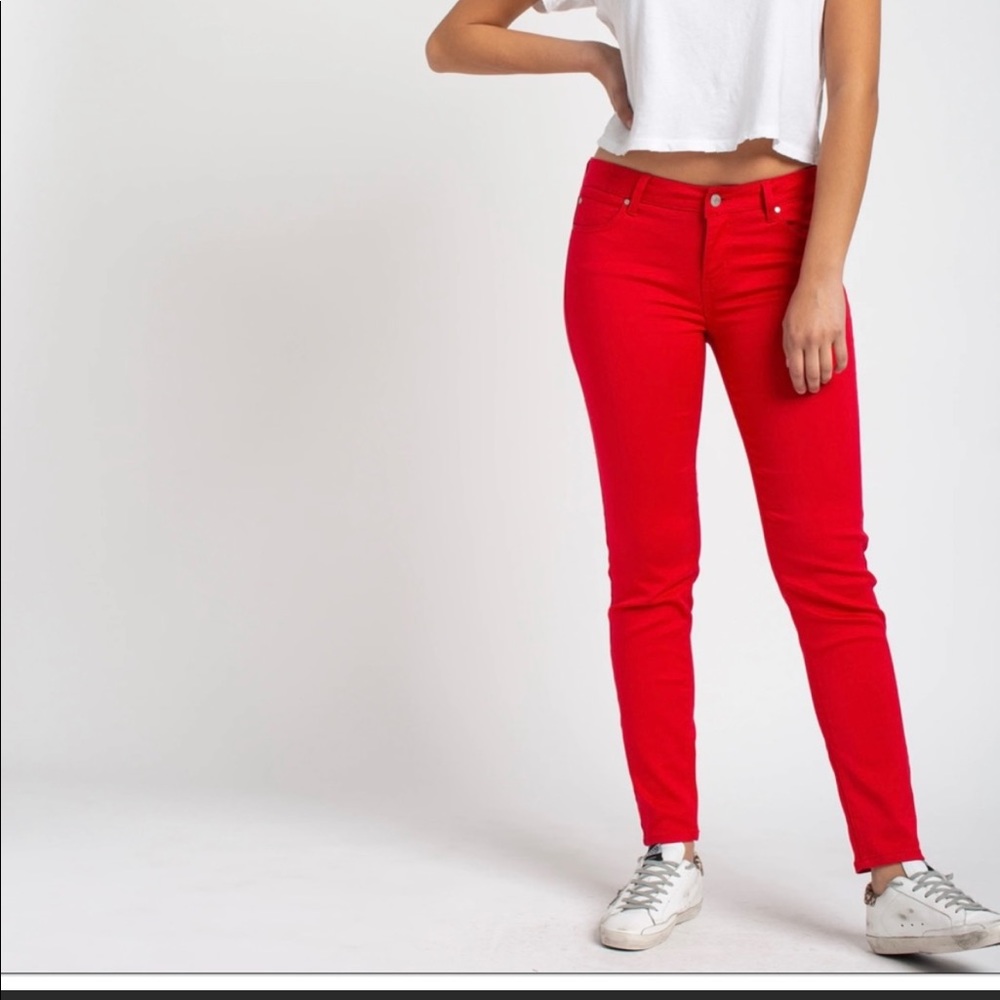 Celebrity Pink brand red skinny jeggings size 9